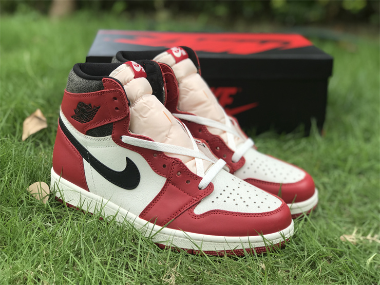 Jordan 1 Retro High OG Lost and Found