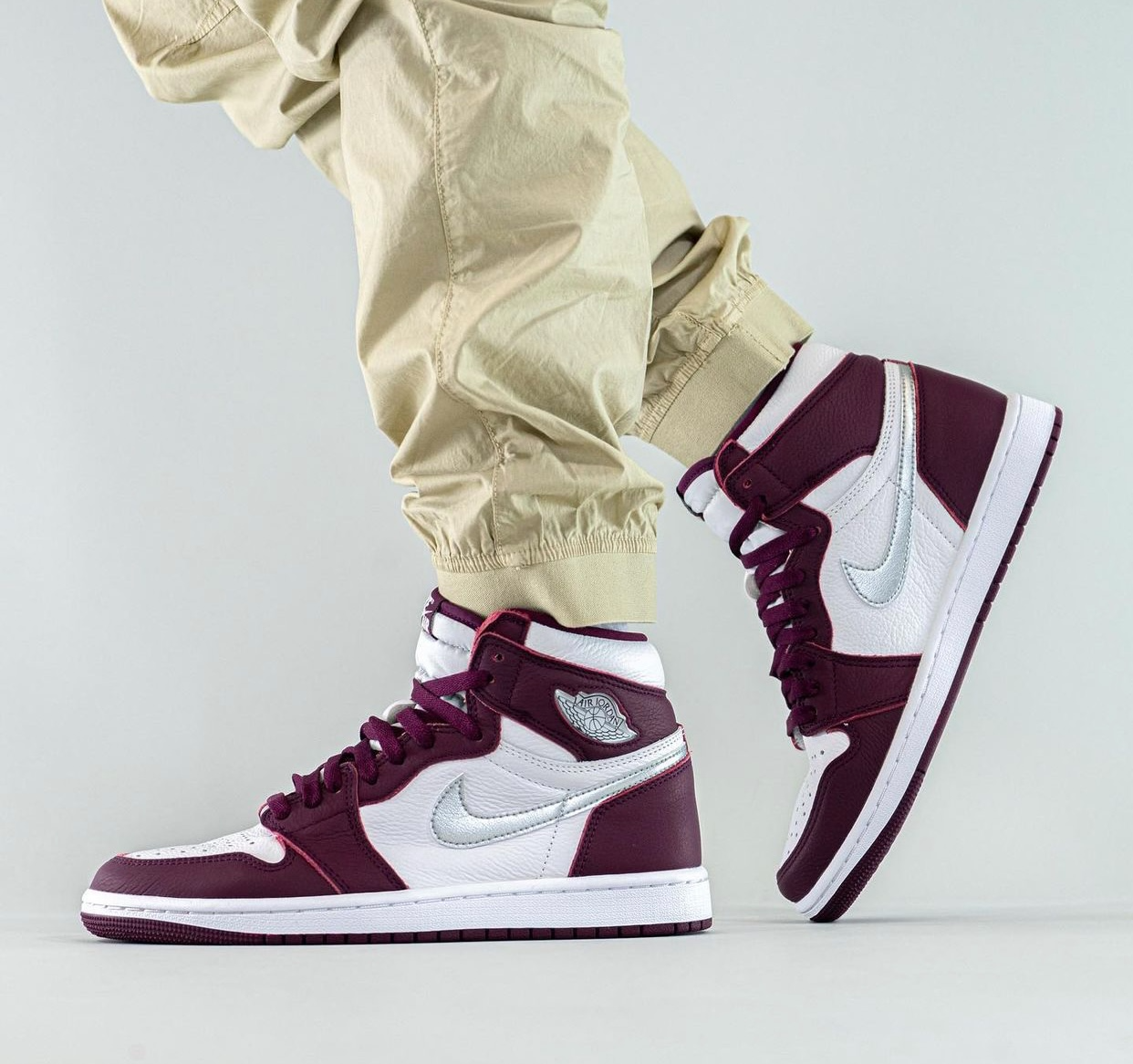 Jordan 1 Retro High OG Bordeaux