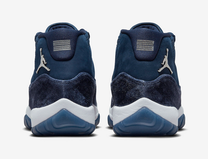 Jordan 11 Retro Midnight Navy (W)